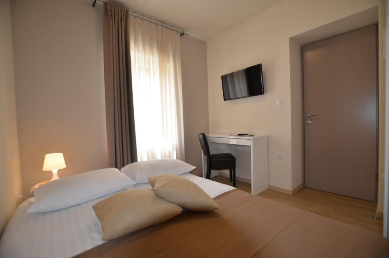 App & Rooms Juraga Bale Exterior photo