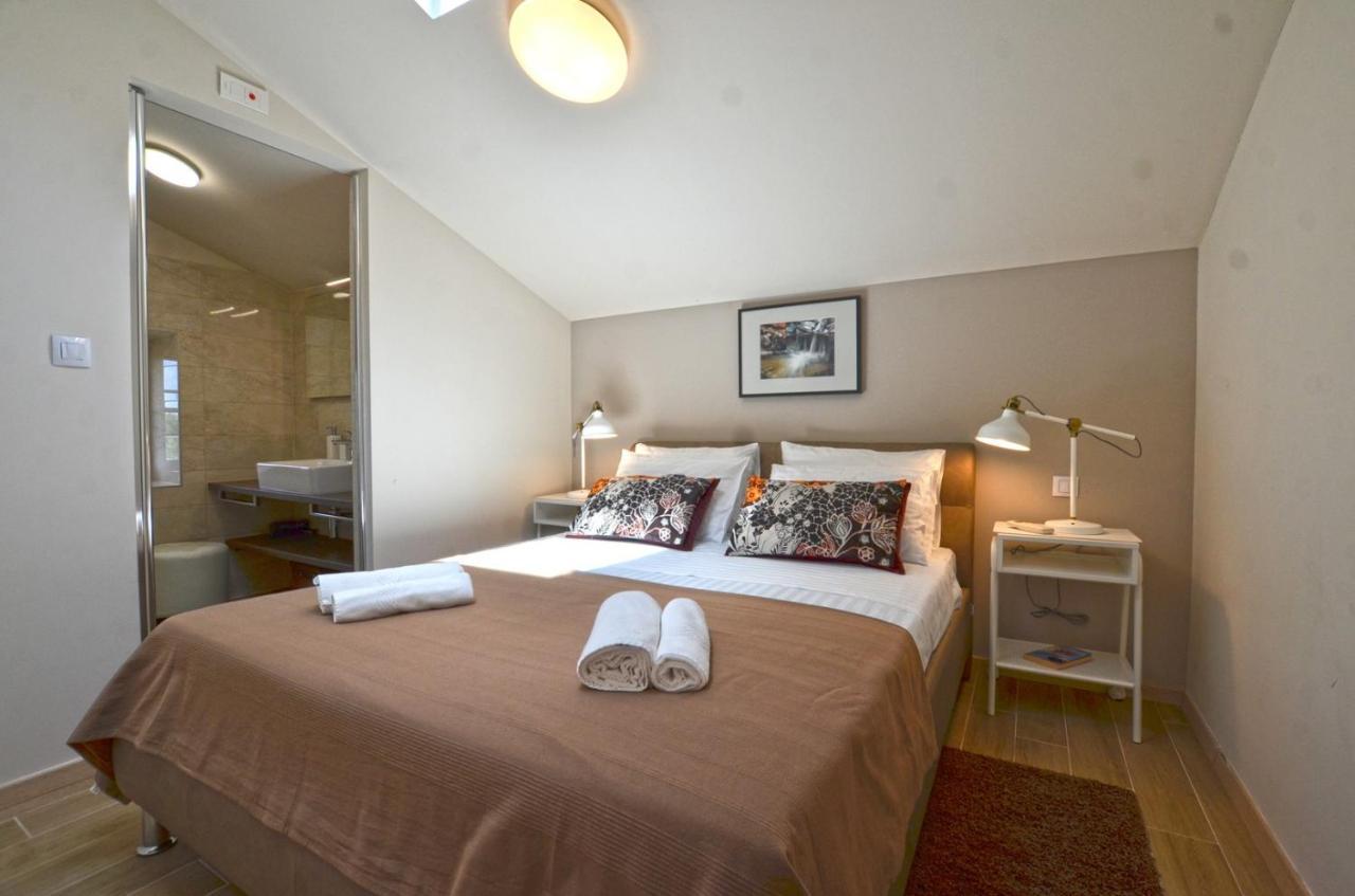 App & Rooms Juraga Bale Exterior photo