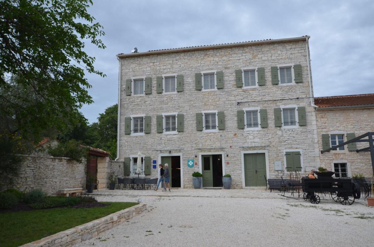 App & Rooms Juraga Bale Exterior photo